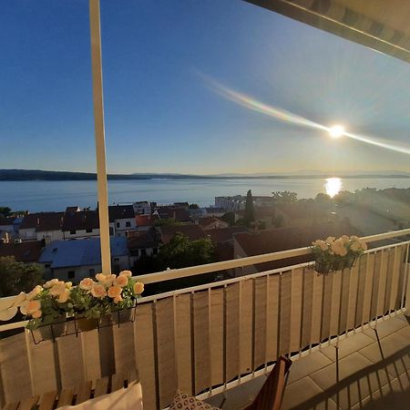 Top View Crikvenica Buitenkant foto