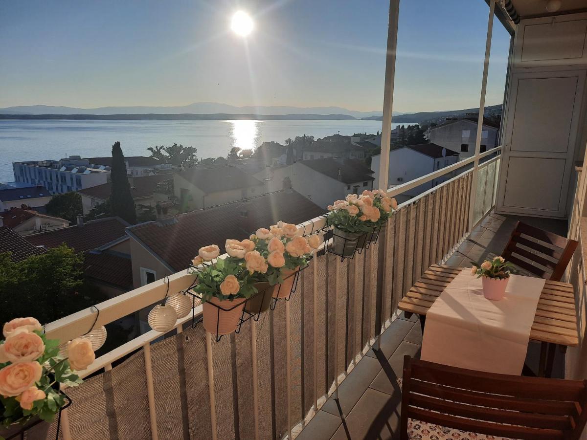 Top View Crikvenica Buitenkant foto